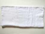1000匁白バスタオル(68×132)※中国・上級・80枚入(ケース売り大特価)